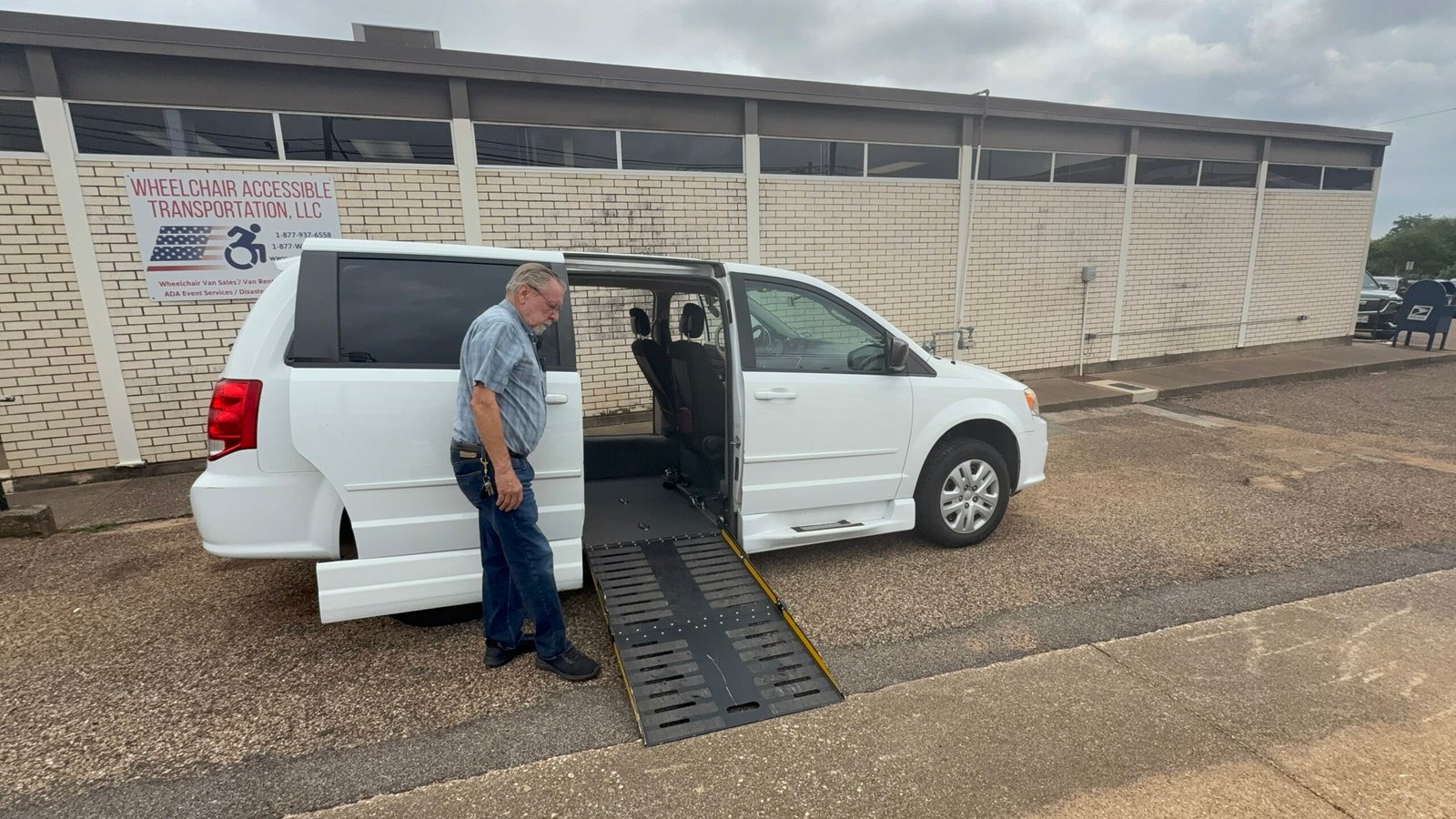Wheelchair Accessible Van 6500 Ramp Deployed View